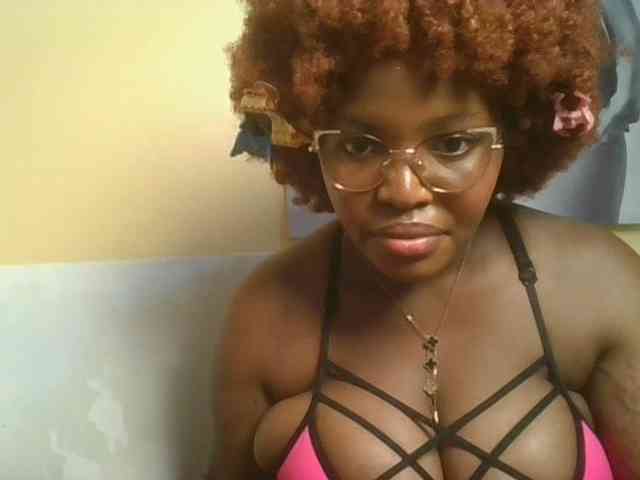 CuteTinkerbella webcam