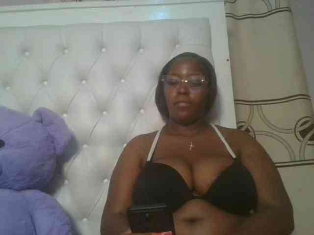 CuteTinkerbella webcam