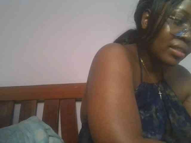 CuteTinkerbella webcam