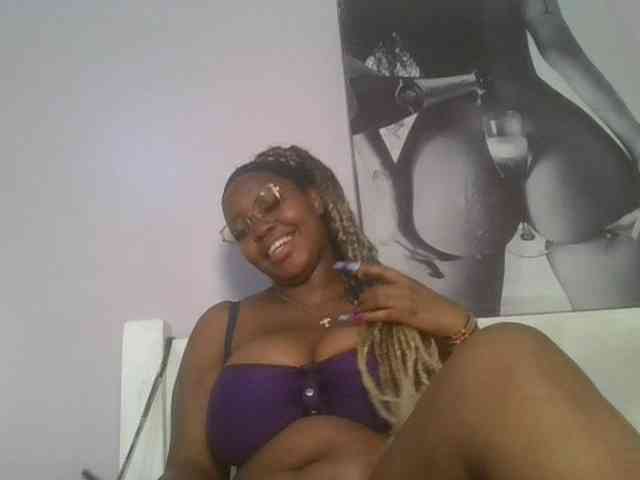 CuteTinkerbella webcam