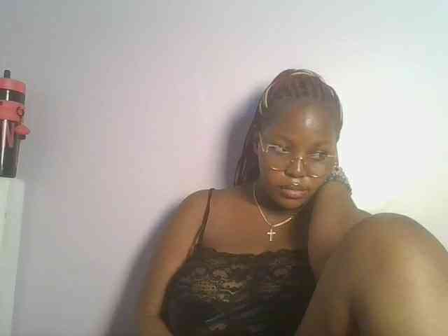 CuteTinkerbella webcam