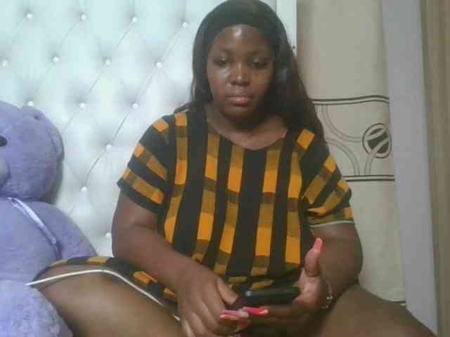 CuteTinkerbella webcam