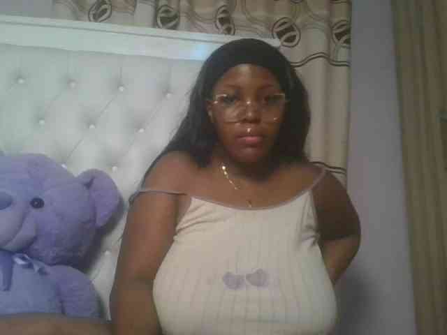 CuteTinkerbella webcam