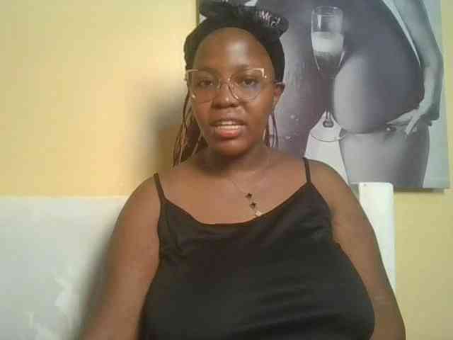 CuteTinkerbella webcam