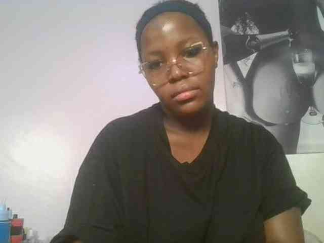 CuteTinkerbella webcam