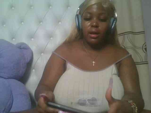 CuteTinkerbella webcam