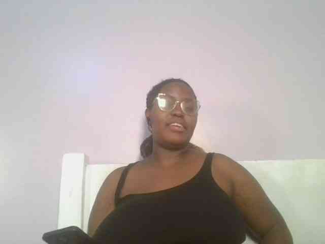 CuteTinkerbella webcam