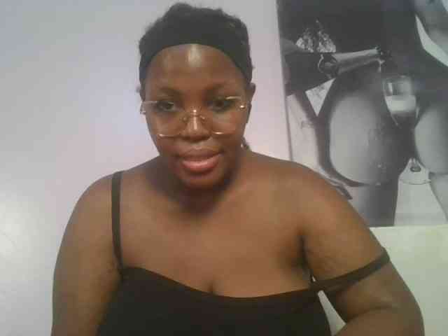 CuteTinkerbella webcam