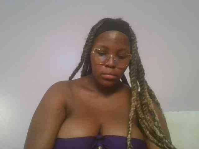 CuteTinkerbella webcam