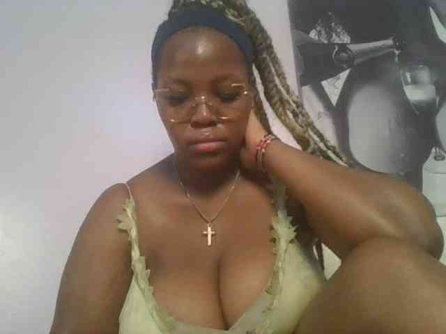 CuteTinkerbella webcam