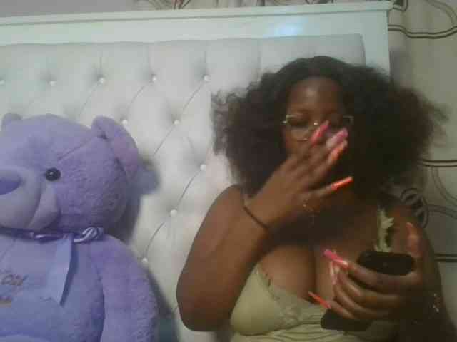 CuteTinkerbella webcam