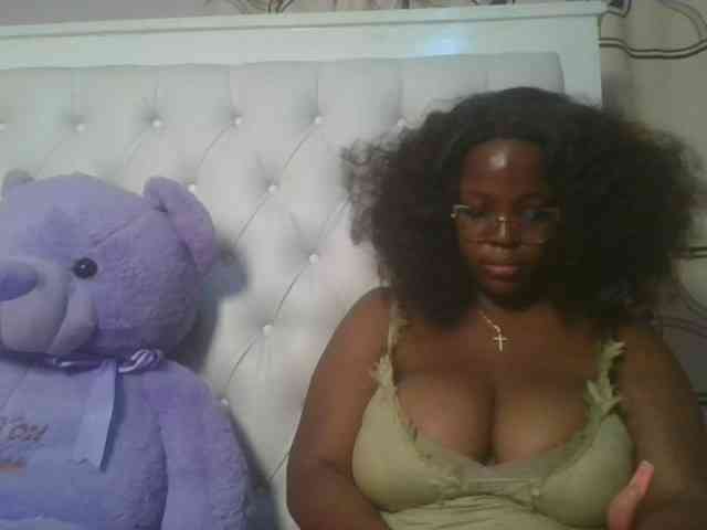 CuteTinkerbella webcam