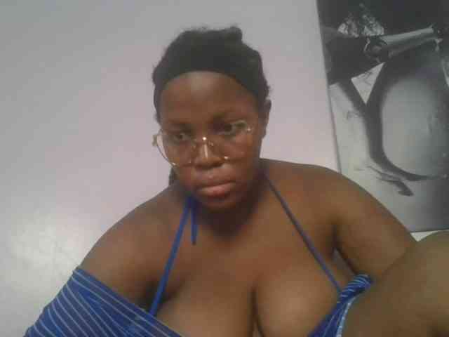 CuteTinkerbella webcam