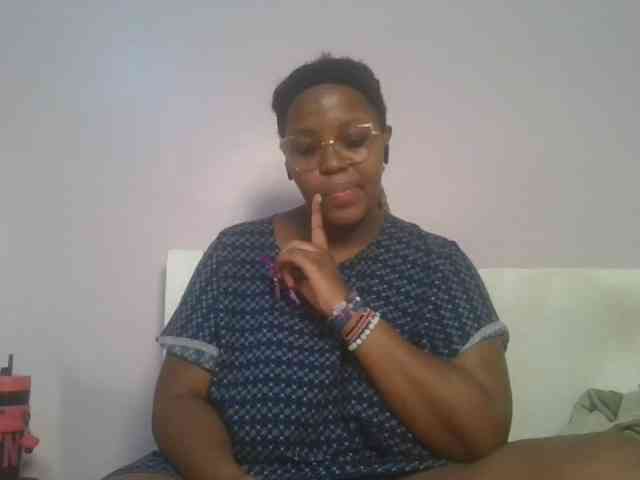 CuteTinkerbella webcam