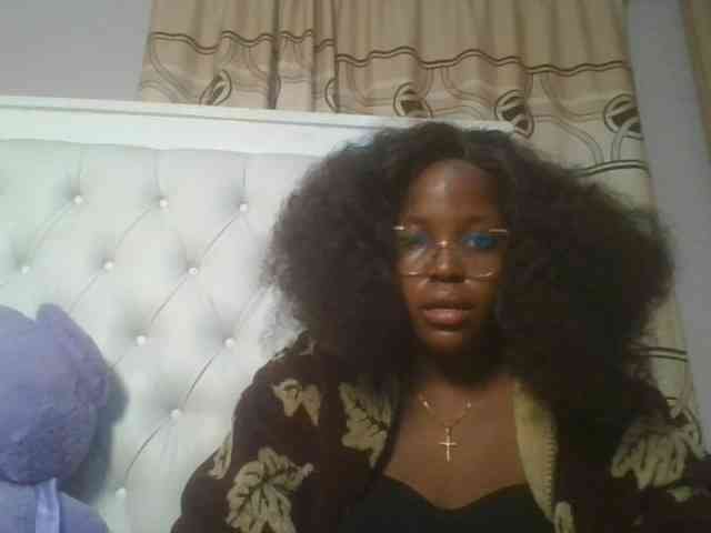 CuteTinkerbella webcam