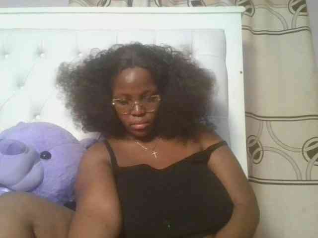 CuteTinkerbella webcam