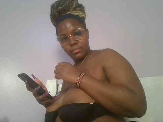 CuteTinkerbella webcam