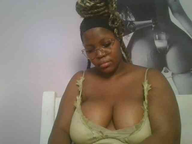 CuteTinkerbella webcam