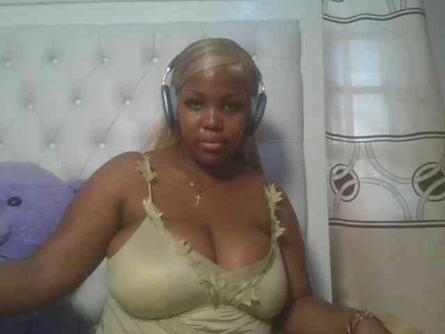 CuteTinkerbella webcam