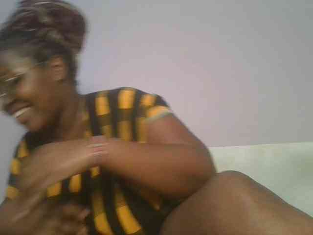 CuteTinkerbella webcam