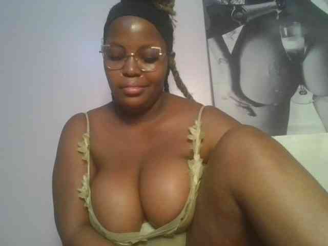 CuteTinkerbella Live Webcam on BongaCams