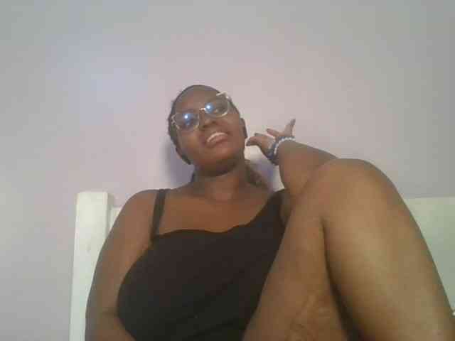 CuteTinkerbella webcam