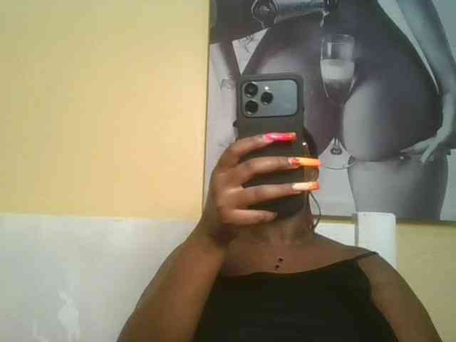 CuteTinkerbella webcam