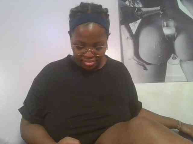 CuteTinkerbella webcam