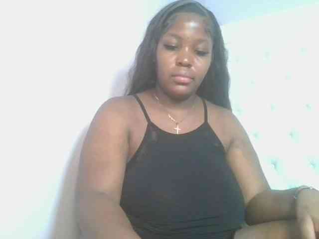 CuteTinkerbella webcam