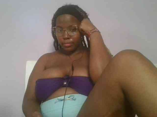 CuteTinkerbella webcam