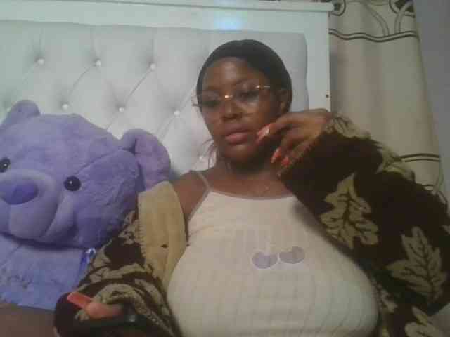 CuteTinkerbella webcam