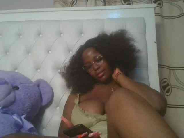 CuteTinkerbella webcam