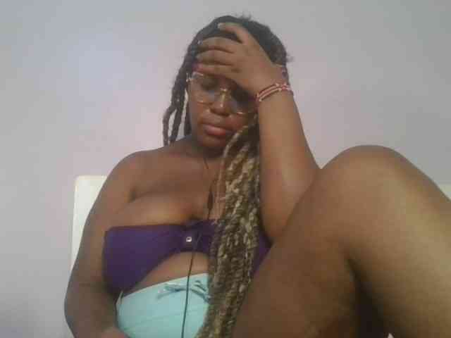 CuteTinkerbella webcam