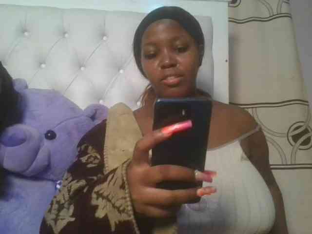 CuteTinkerbella webcam