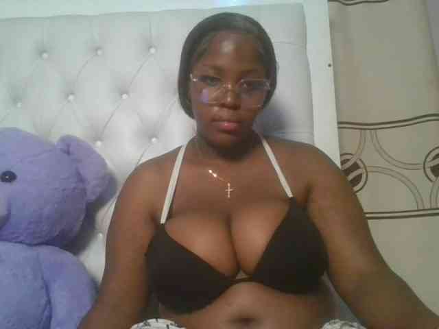 CuteTinkerbella webcam