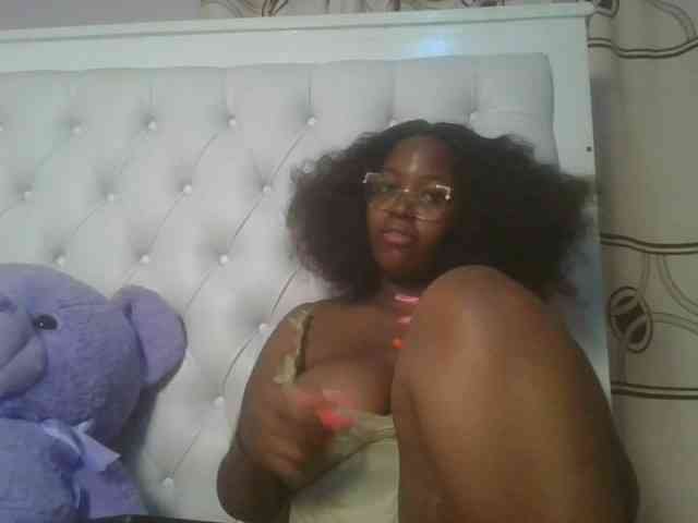 CuteTinkerbella webcam