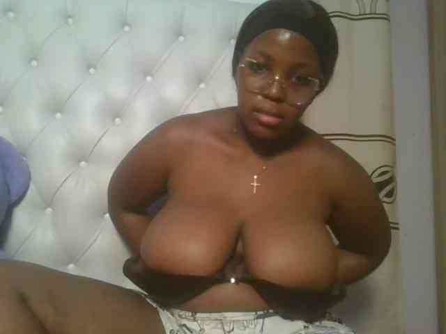 CuteTinkerbella webcam