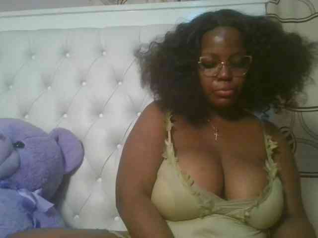 CuteTinkerbella webcam