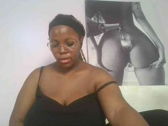 CuteTinkerbella webcam