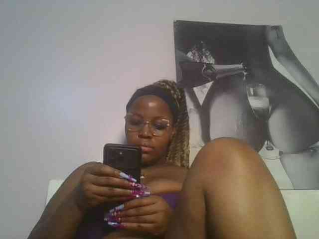 CuteTinkerbella webcam