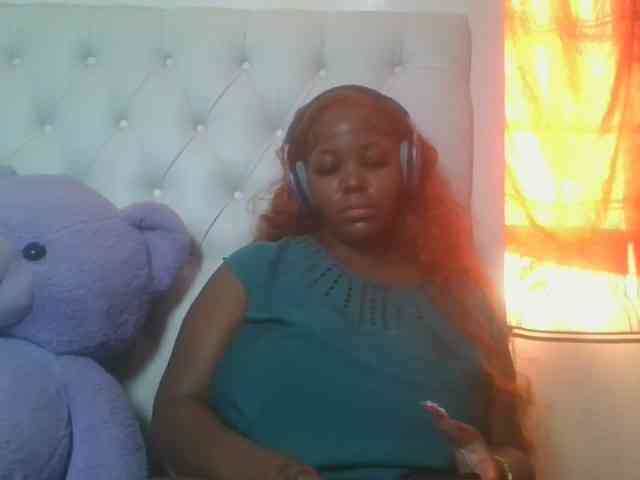 CuteTinkerbella webcam