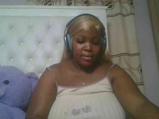 CuteTinkerbella webcam