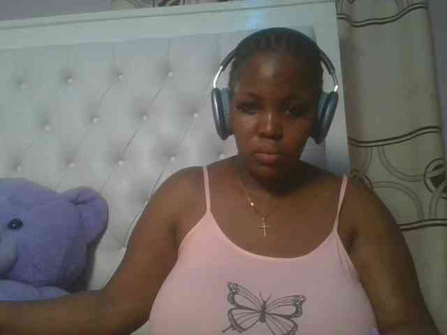 CuteTinkerbella webcam