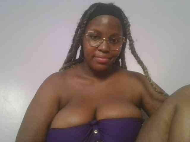 CuteTinkerbella webcam