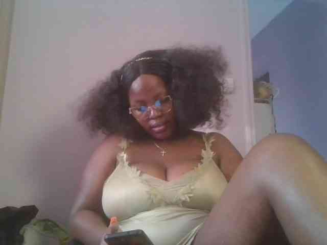 CuteTinkerbella webcam