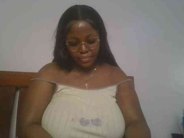 CuteTinkerbella webcam