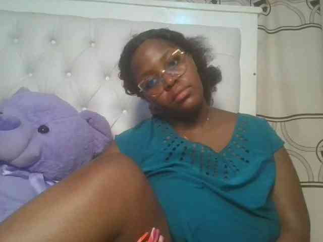 CuteTinkerbella webcam