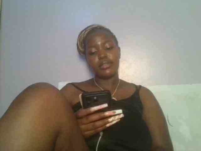 CuteTinkerbella webcam