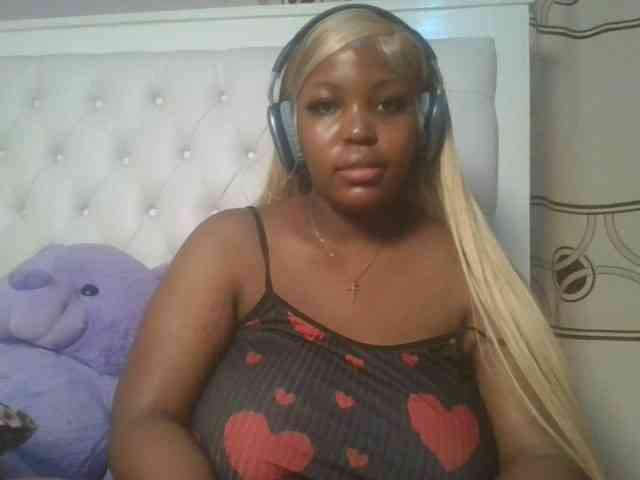 CuteTinkerbella webcam