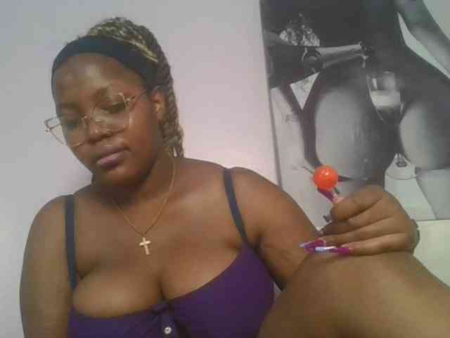 CuteTinkerbella webcam